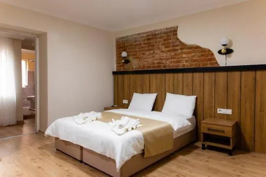 La Pera Suites Istanbul Hotel