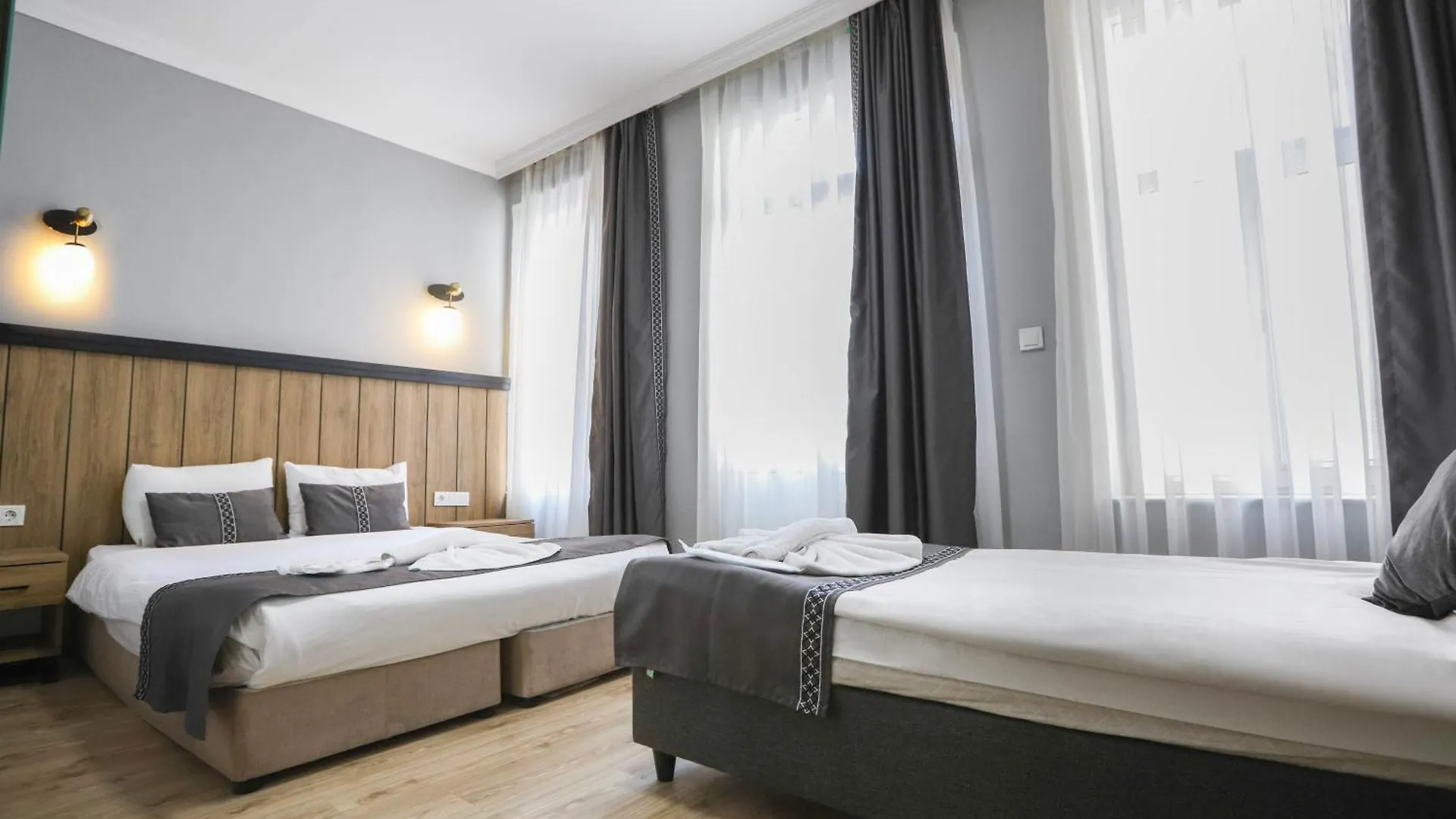 La Pera Suites Istanbul Hotel