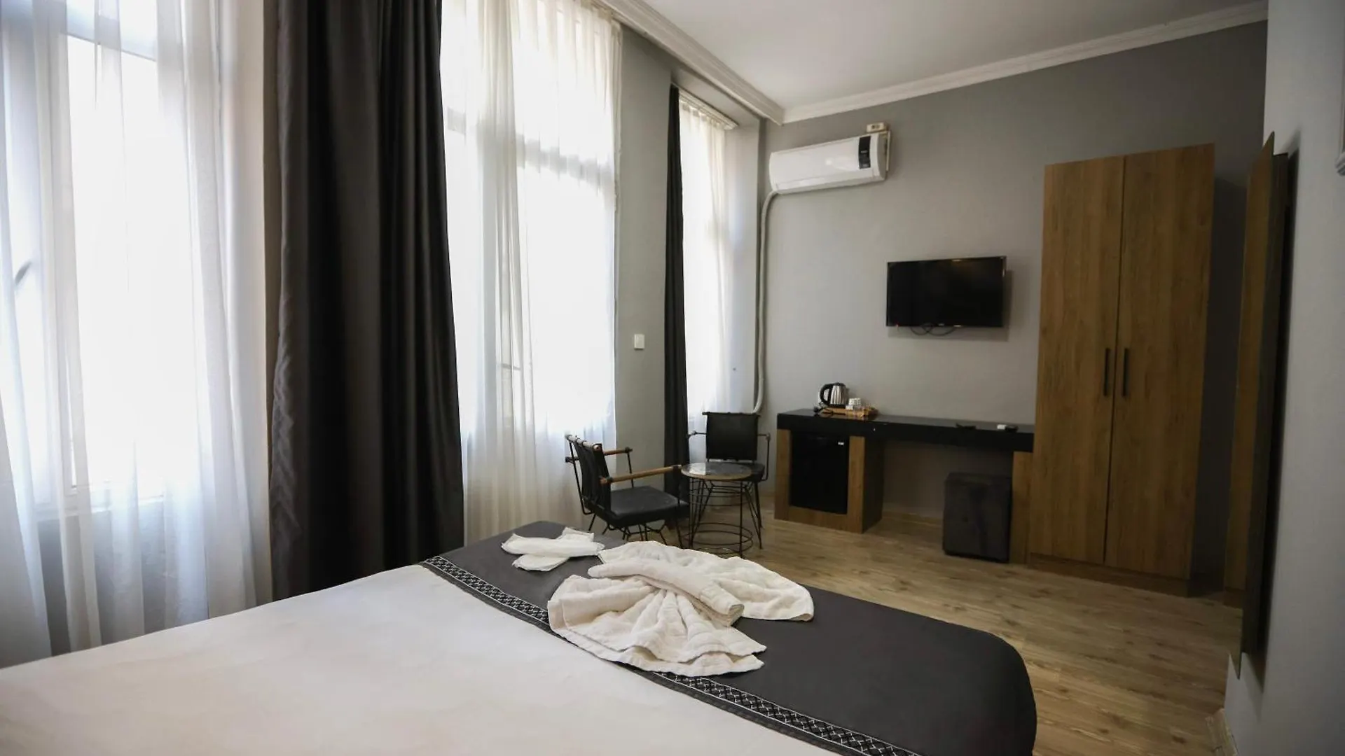 Hotel La Pera Suites Istanbul